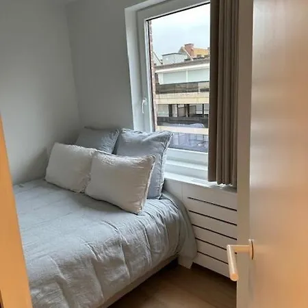 Ruim Met Zeezicht In Hartje