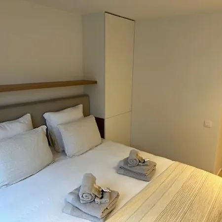 Ruim Met Zeezicht In Hartje