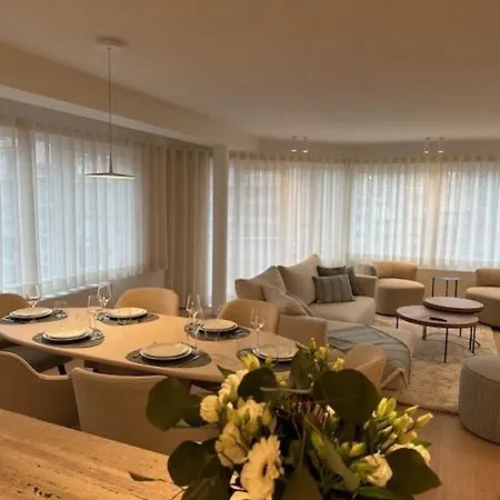 Ruim Met Zeezicht In Hartje Lejlighed Knokke-Heist