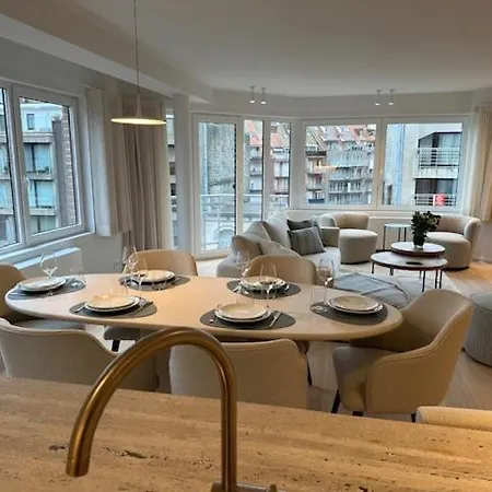 Ruim Met Zeezicht In Hartje Apartamento